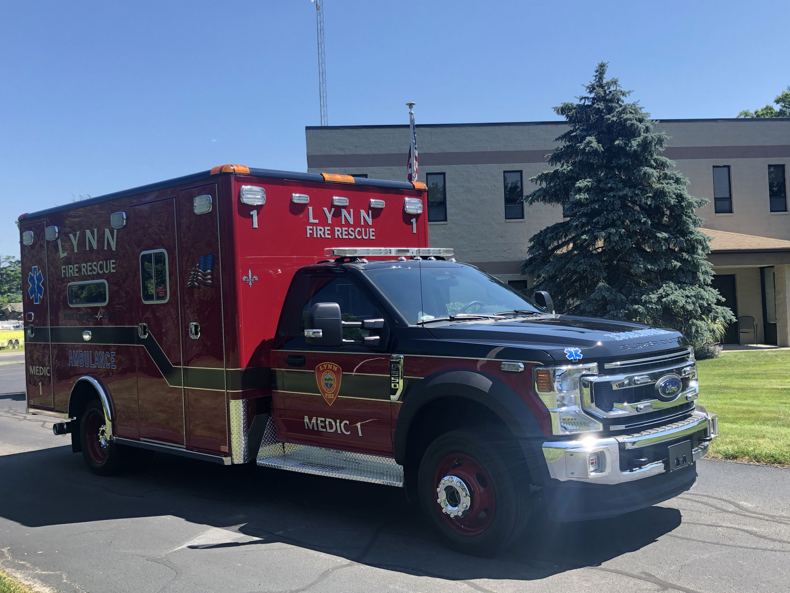Lynn, MA - Horton / Ford F550 Type I Ambulance