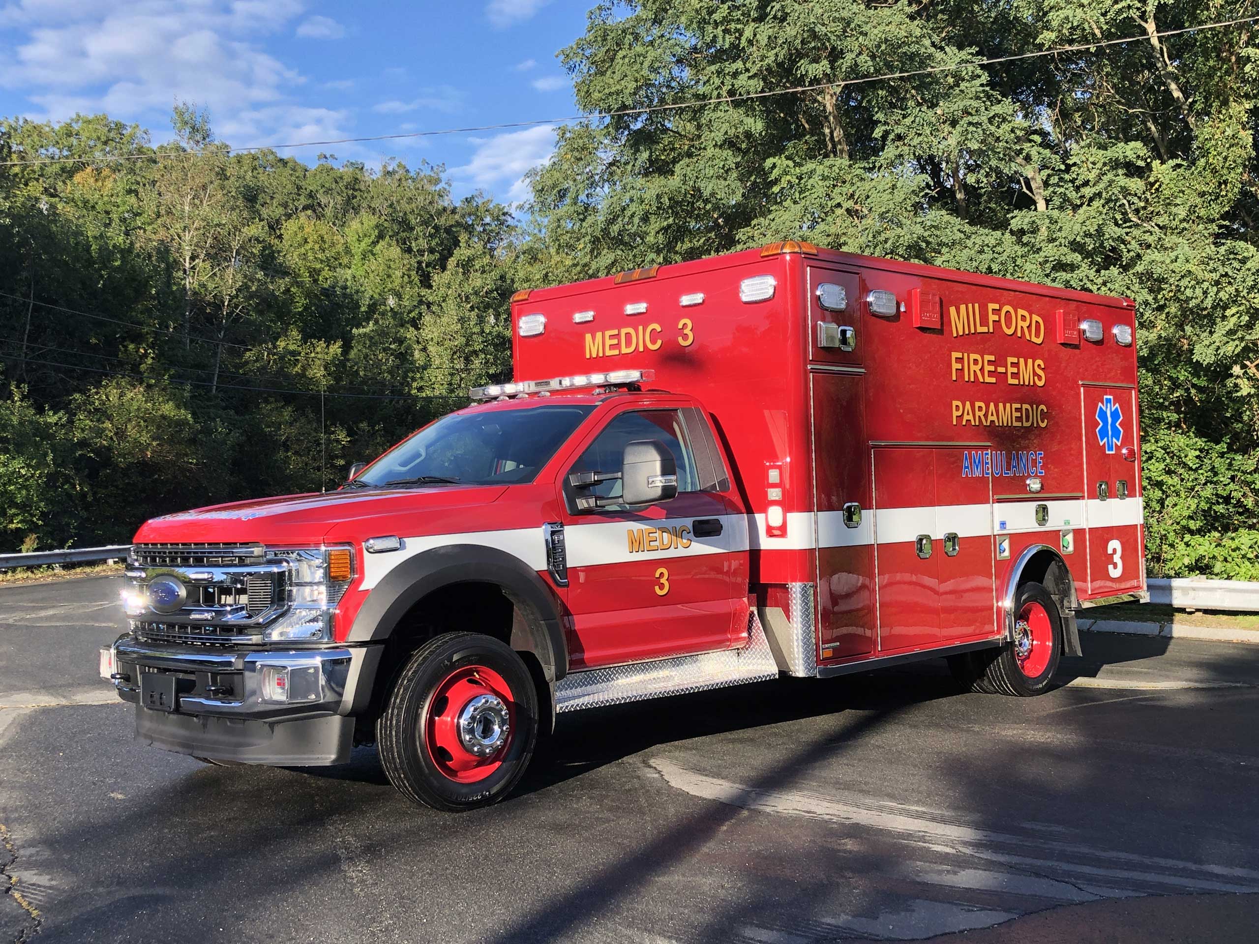 Milford, CT - Horton/Ford F550 Type I Ambulance