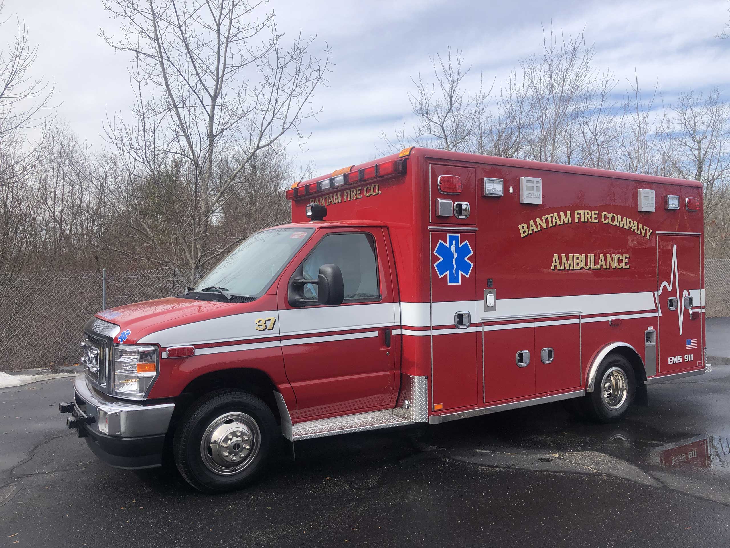 Bantam, CT - Horton / Ford E450 Type III Ambulance