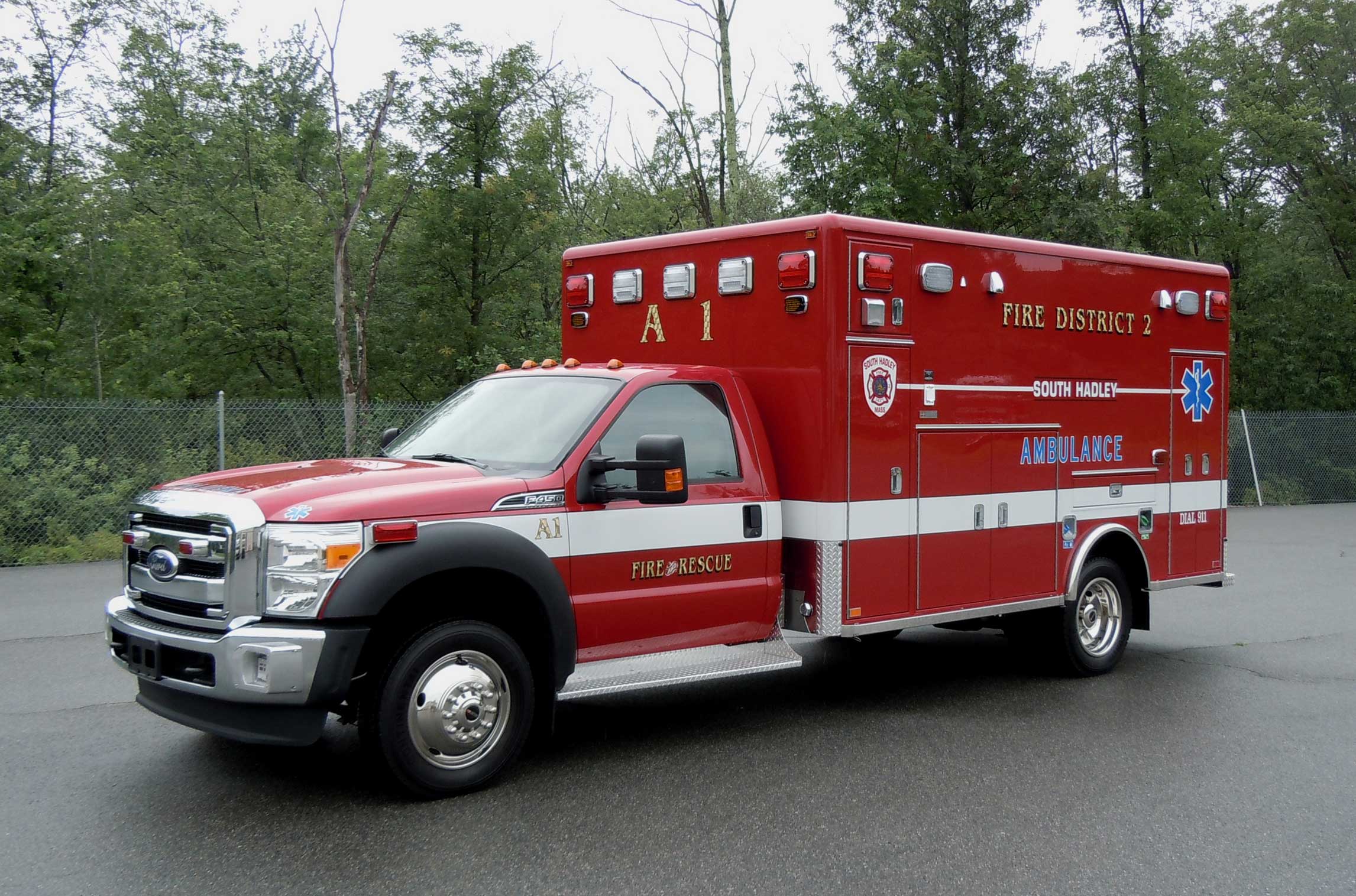 South Hadley, MA - Horton Type I Ambulance