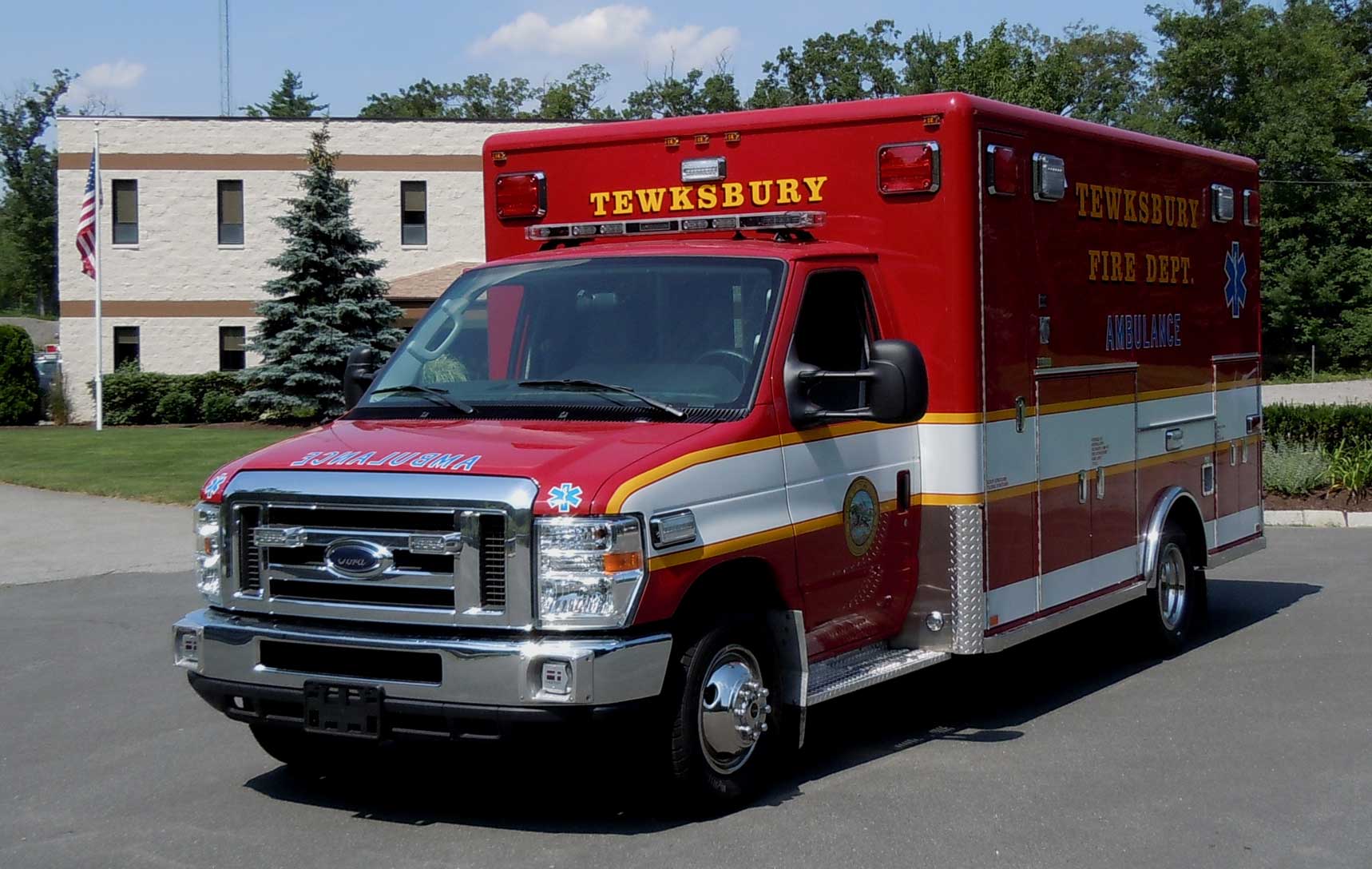 Tewksbury, MA - Horton Type III Ambulance