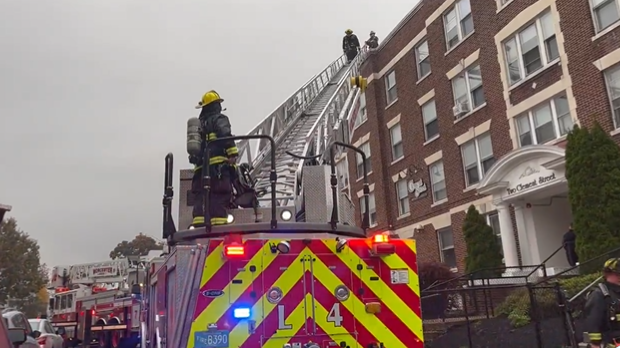 Worcester, MA E-One Ladder 4 in Action!