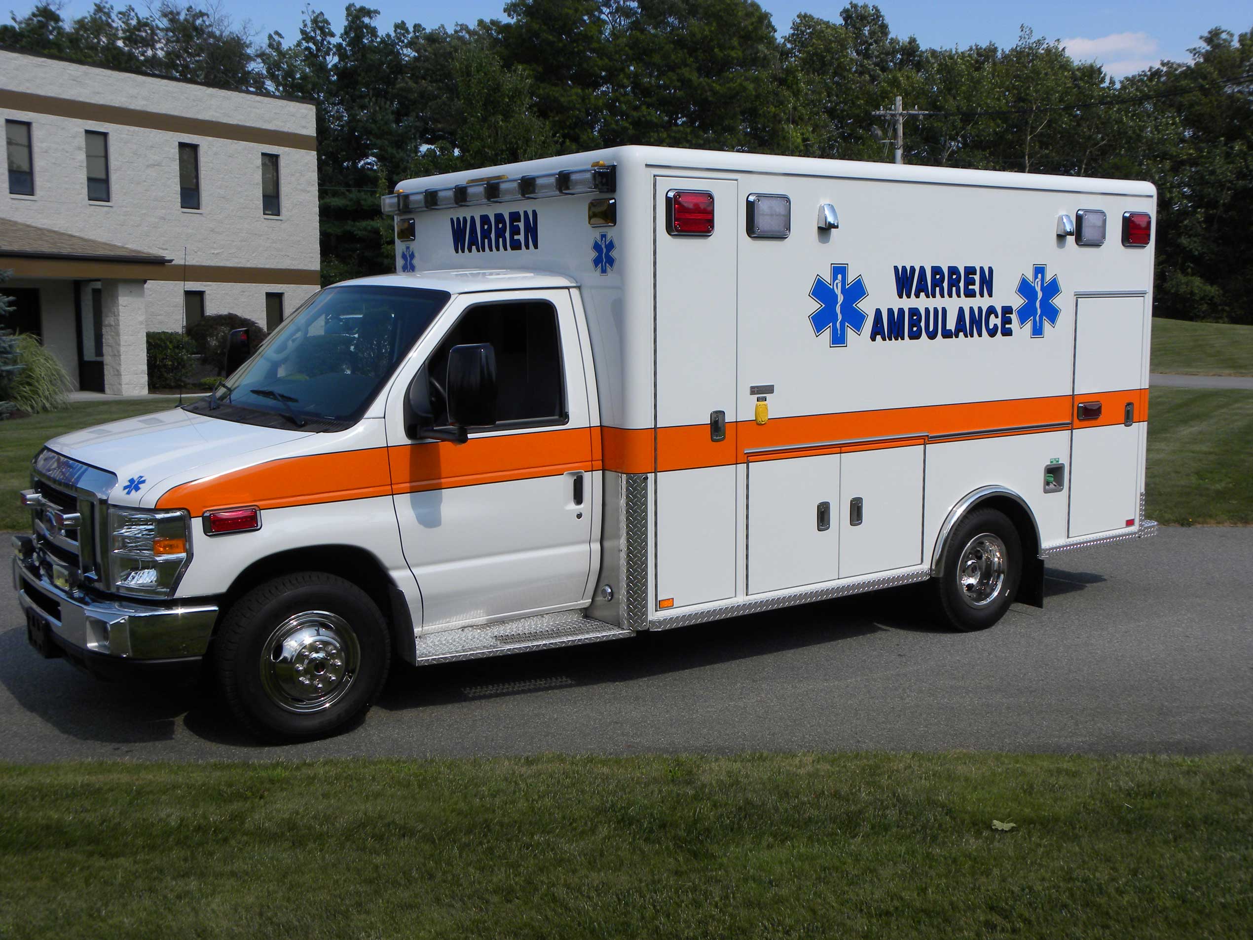 Warren, CT - Horton Type III Ambulance