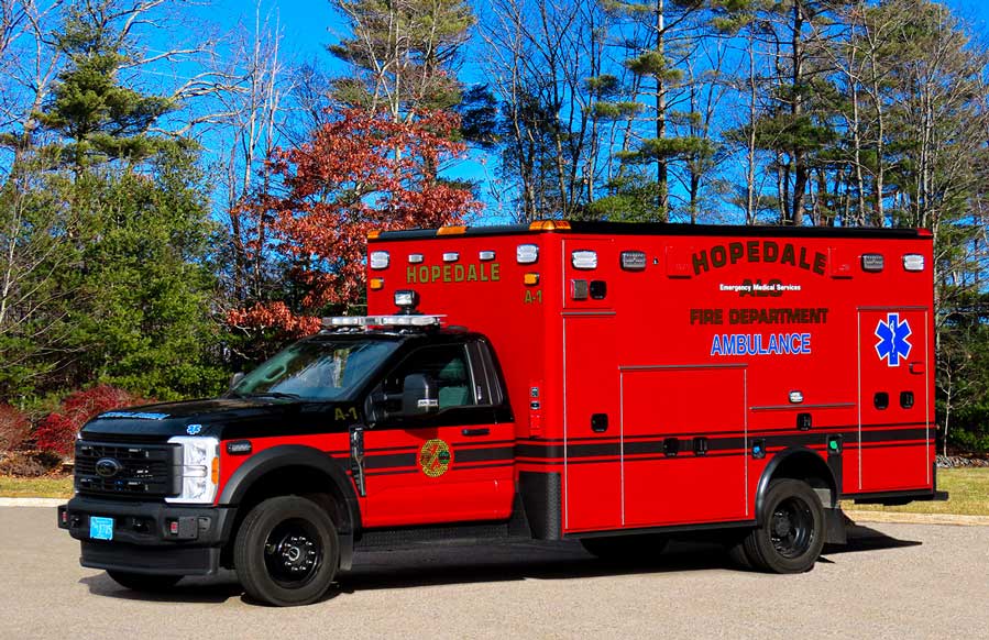 Hopedale, MA – Horton / Ford F550 Type I Ambulance