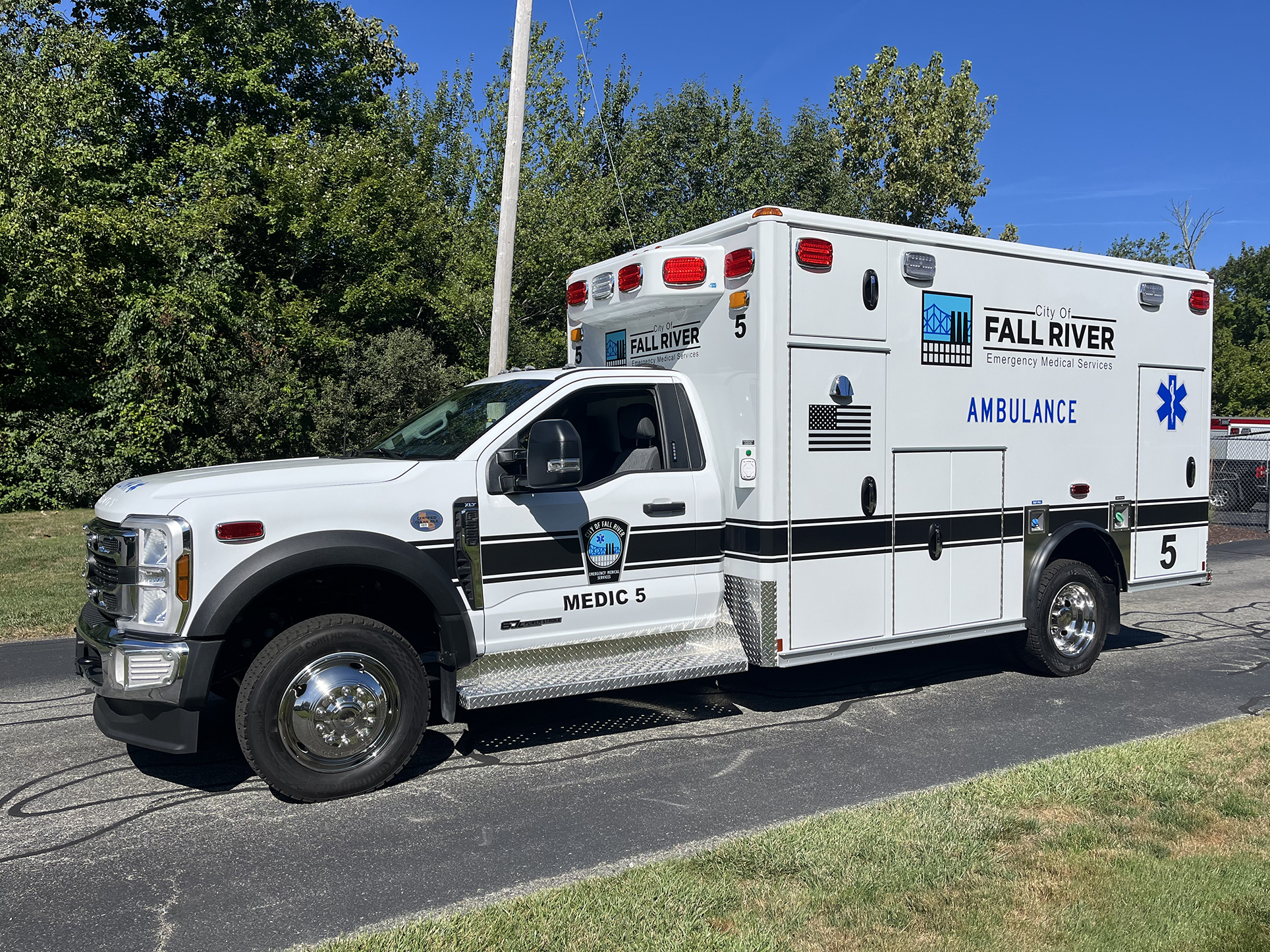 Fall River EMS – Wheeled Coach / Ford F550 Type I Ambulance