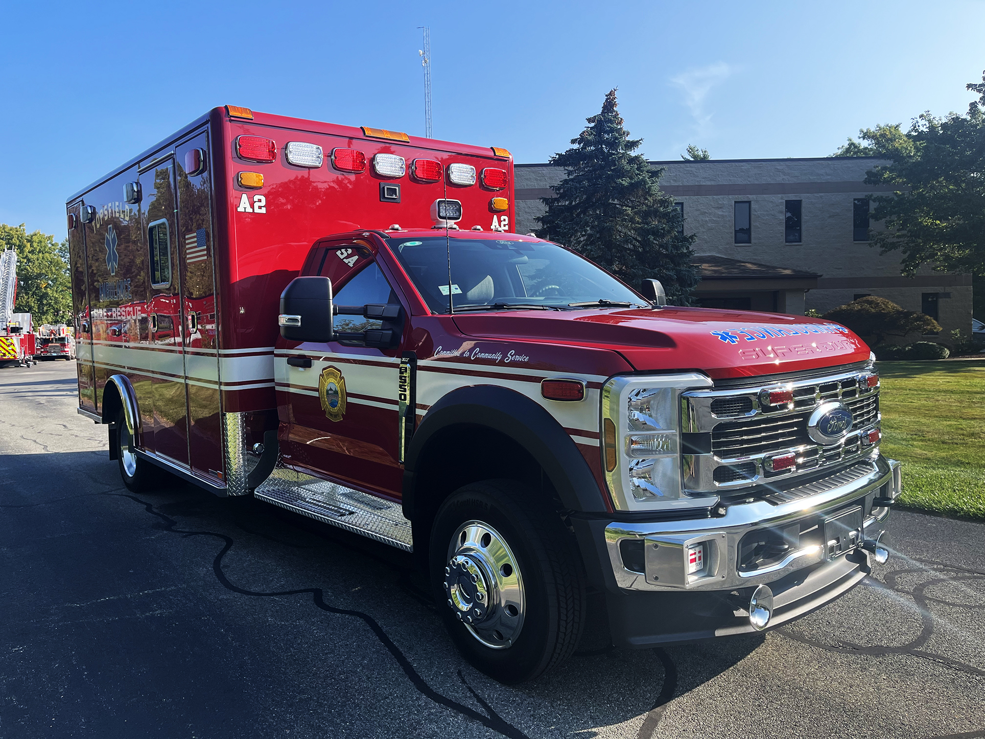 Topsfield, MA – Horton / Ford F550 Type I Ambulance