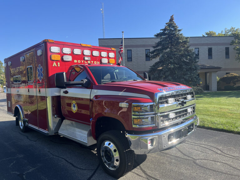 Boylston, MA – Horton / Chevrolet 5500 Type I Ambulance