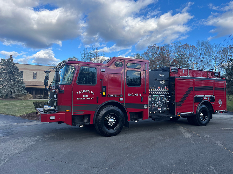 Taunton, MA – E-One Custom Pumper
